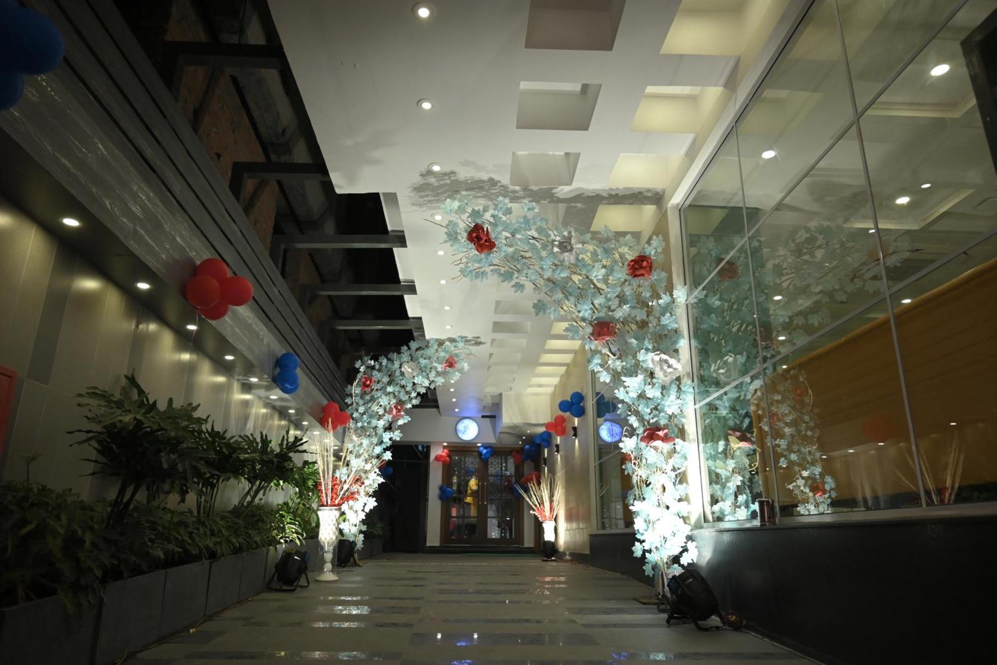 Ra Vista Otel Kalküta Dış mekan fotoğraf