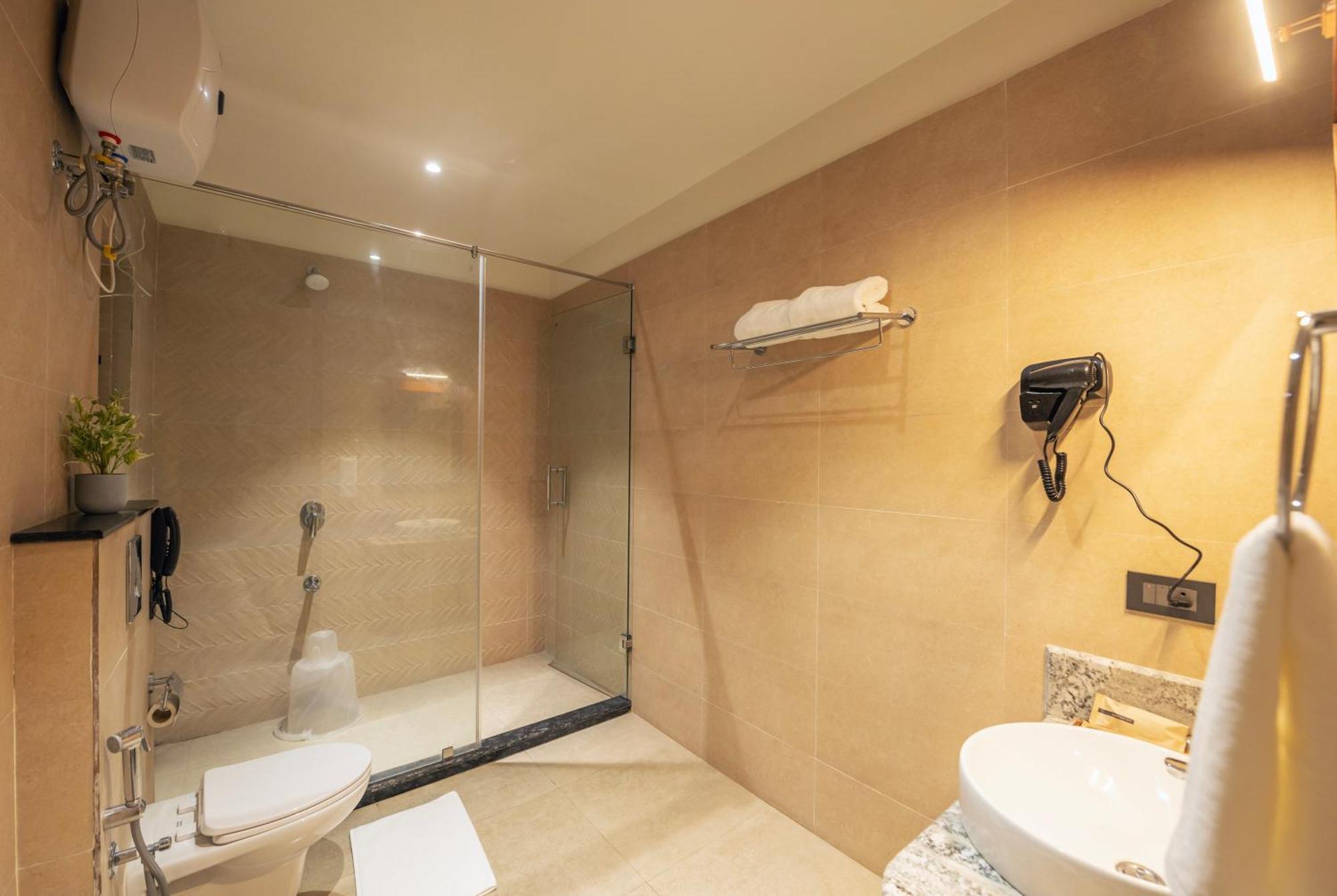 Ra Vista Otel Kalküta Dış mekan fotoğraf