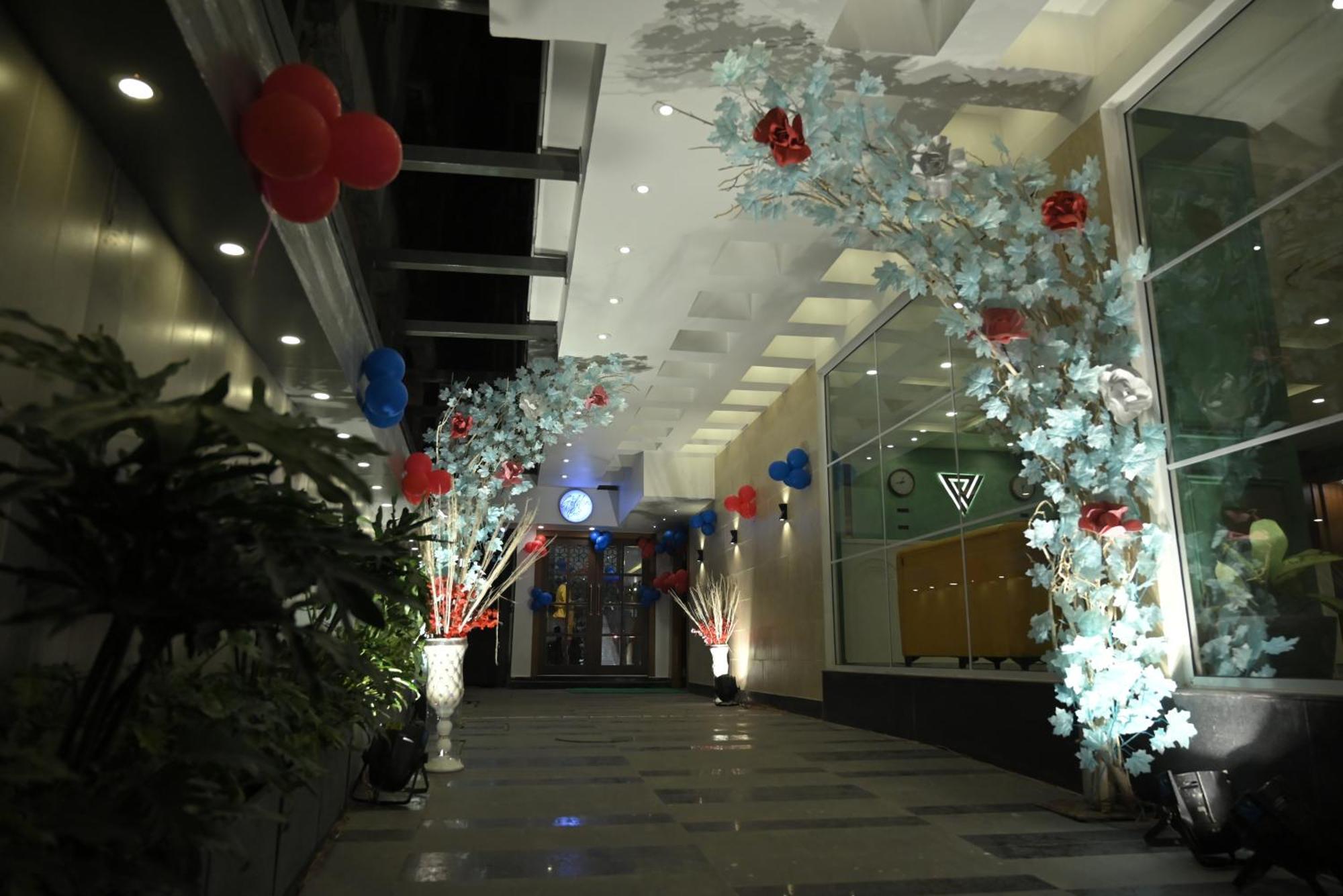 Ra Vista Otel Kalküta Dış mekan fotoğraf
